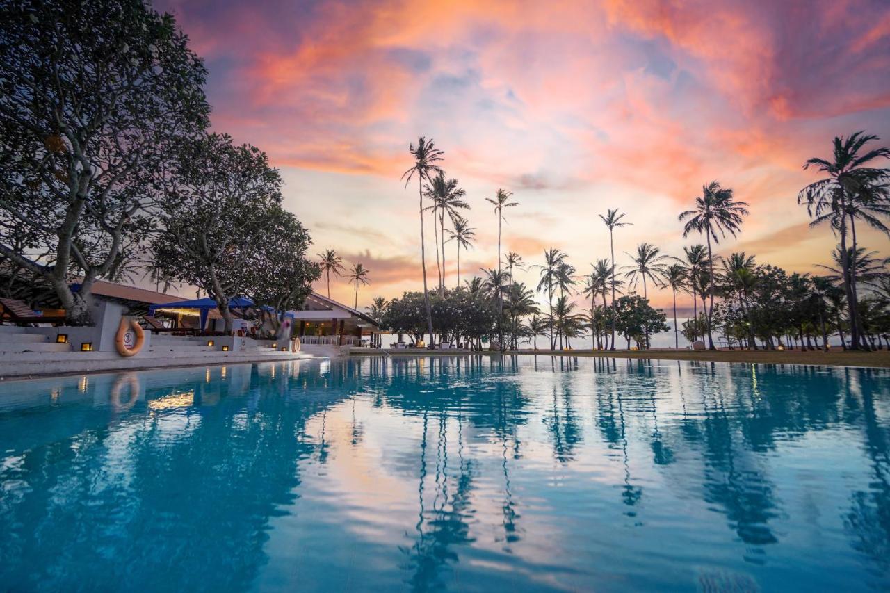 Pegasus Reef - A Beach Resort in Colombo